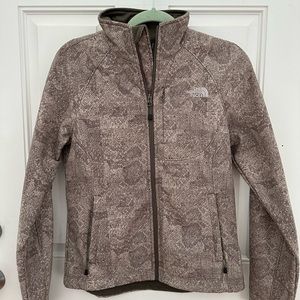 The North Face womens shell jacket. Size Small.